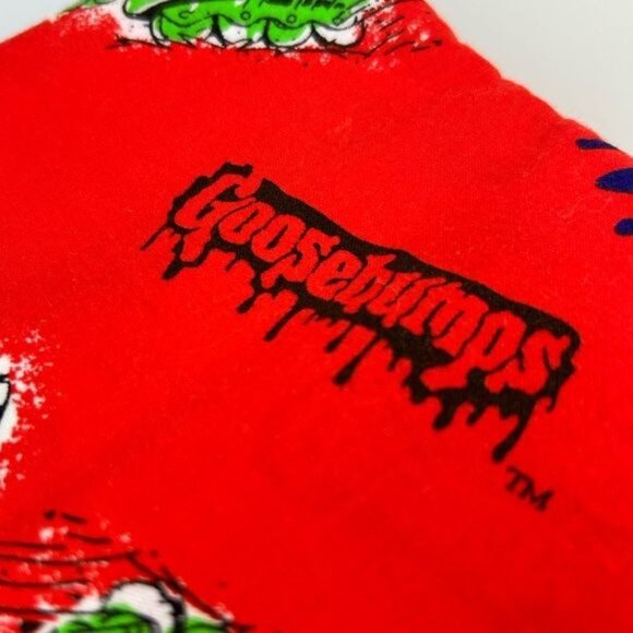 Goosebumps Vintage Fabric 1997 Parachute Press Read if you Dare Mummy Curly 52” - Picture 10 of 10